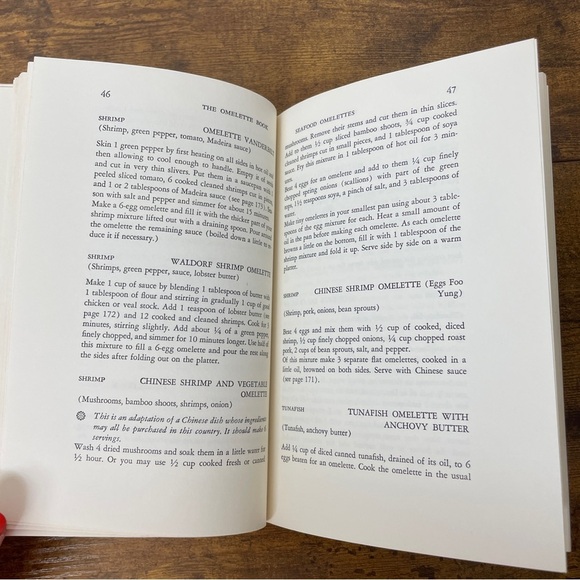 Vintage The Omelette Book 1984 Knoff Copyright 1955 Yellow Red Farm House Style - Picture 8 of 15